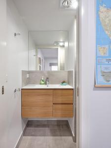 North Hobart townhouse close to the action