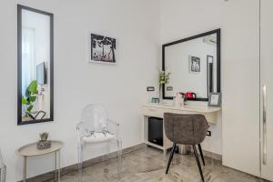 Tango Rooms 
