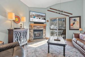 Bear Hollow Lodges 1401 by Moose Management