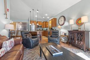 Bear Hollow Lodges 1401 by Moose Management