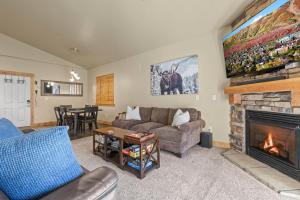 Bear Hollow Lodges 1404 by Moose Management