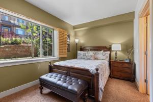 Bear Hollow Lodges 4201 by Moose Management