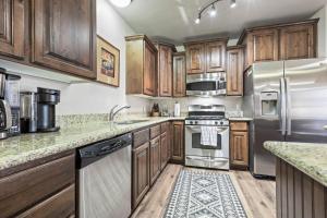 Bear Hollow Lodges 4102 by Moose Management