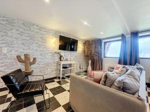 Appartements Basement/Entresol face a la mer 180° : photos des chambres
