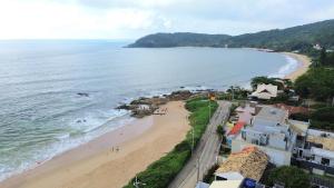 Fantástica Casa apenas 150m - Praia Grande > Penha
