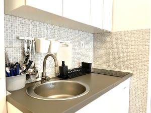 Gold Apartment On The Beach