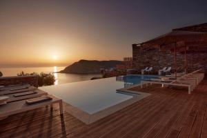 eutopia suites sifnos