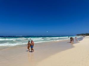 punta beach bavaro hotel apartamentos