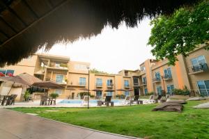 hotel natural hills by handr