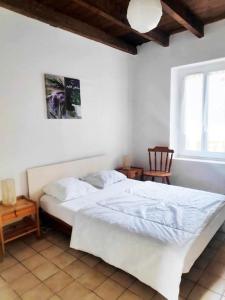 Maisons de vacances Gite 4/6p aux Portes du Perigord : photos des chambres