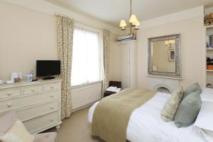 Two-Bedroom Suite room in The Old Vicarage Dolfor