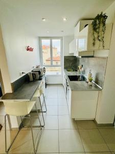 Appartements LOFT DESIGN DUPLEX 2 CHAMBRES TERRASSE 20M2 : photos des chambres