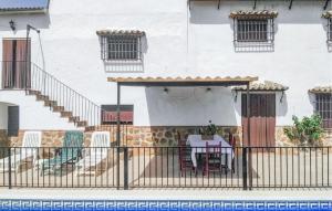 8 Bedroom Lovely Home In Iznájar