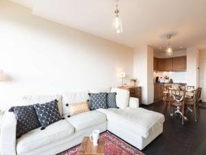 Appartements Appart 7p Pieds de Pistes avec Piscine Chauffee - FR-1-296-345 : photos des chambres