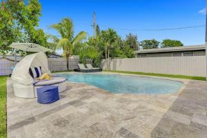 Yehudas Tropical Villa with Heated Infinity Pool