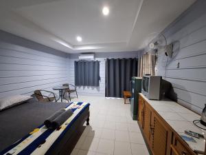 Phonsomboon Guesthouse