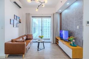 Spacious 2 Bed Rooms Condo in Masteri Thao Dien