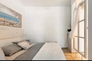 Personal y coqueto en primerísima línea de playa, en la Costa del Sol. Puerto De La Duquesa