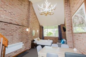 Gables 13 of 2 Clyde Street