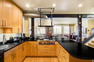 Two Bedroom, Two Newly Renovated Bathrooms, Deck