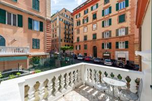 Central Apartment In Genova - Happy Rentals