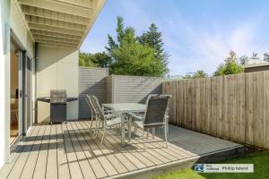 4-6 Broughton Ave, Cowes