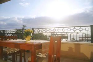 Golden Sands-Beachfront apartment of your dreams