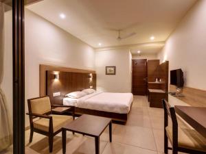 Hotel Classic Mid Town, Kolhapur NEAR MAHALAXMI TEMPLE