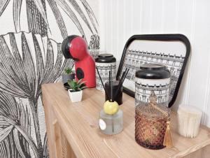 Sejours chez l'habitant ROOMS HOME CSM Suites privees 1 suite 2 chambres et 1 suite avec terrasse en coeur de ville entre Paris et Reims 40 mn Disneyland Paris : photos des chambres