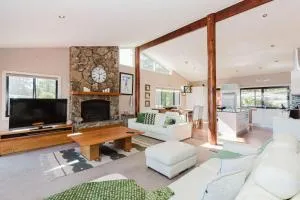 10 Kanangra House - 1-10 Kanangra Crescent - Providence Portal