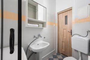 Elektrownia Powiśle Comfort Studio by BookingHost