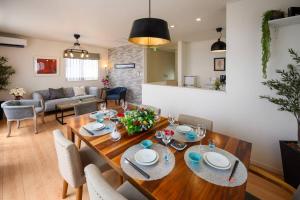 オーシャンビュー!ビーチまで車で2分/最大12名/無料駐車場2台 コンフォートハウス - Ubytování bez kategorie ve městě Uruma