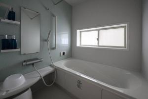 オーシャンビュー！ビーチまで車で２分最大１２名無料駐車場２台 コンフォートハウス