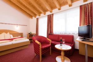 Junior Suite with Balcony room in Hotel Forer