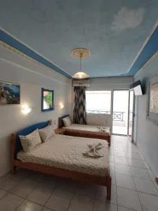 Cosmos Studios - 奥林匹亚基·阿克蒂