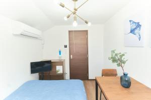 FUENTE Nishisugamo by Tranova