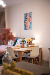 GG Home - new, cozy studio in White Sails with sea view on 9th floor