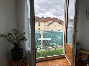 Confortable- lumineux- proche Paris