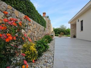 Luxury villa with a pool, panoramic sea view, beach - by Traveler tourist agency Krk ID 2406