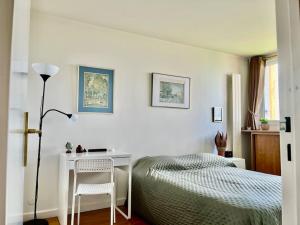 Appartements Beautiful quiet apartment with views of Paris : photos des chambres
