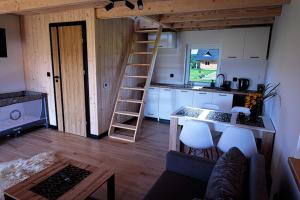 Domki u Anitki i Nikosia