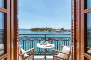 The Lalouda of Mani - Skala