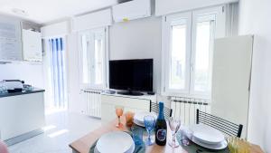 Fairmont Residence Alice by Ca-Sa Check