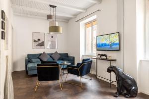 Travel Homes - The Rokst: Rare, Central and Modern