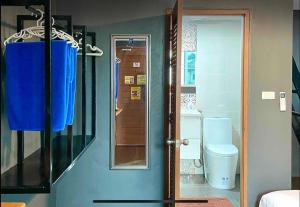 Purple House King BR Walk to Grand Palace