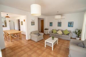 Houm Villa Samil