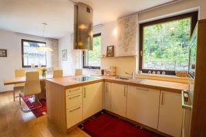 JM Alpine Apartments