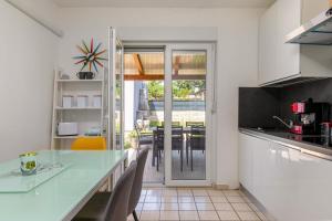 2B Apartment Castegner with garden & free parking