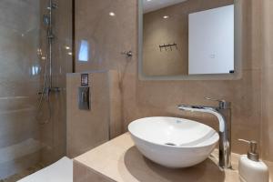 SkyBlue Horizon Studio 4