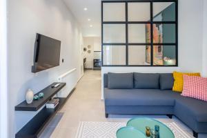 Mazi Rooms Charilaou 2,1